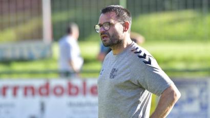 Archivbild: Hubert Ziegler
Thomas Roth ist nur noch bis zum Saisonende Trainer des SC Germania Amberg.