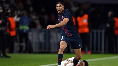 Bild: Federico Gambarini/dpa
Für dieses Foul gegen Achraf Hakimi wurde Luis Díaz gesperrt. (Archivbild)