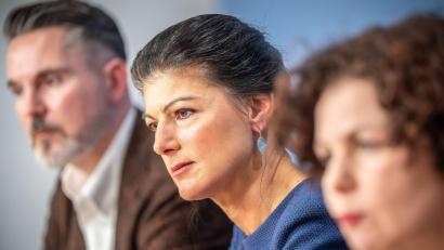 Bild: Michael Kappeler/dpa
Noch ist Sahra Wagenknecht die zentrale Figur der von ihr gegründeten Partei. (Archivbild)