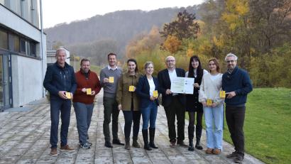 Bild: Margarita Limmer, Pressestelle Landratsamt Kelheim
LEADER-Projekt Jurasteig gestartet (von links).: Klaus Amann, Uwe Stanke, Hubert Zaremba, Melanie Winnerl, Susanne Kammerer, Landrat Martin Neumeyer, Ramona Plank, Sara Merkl, Florian Best