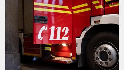 Bild: Niklas Treppner/dpa
Die örtliche freiwillige Feuerwehr war mit etwa 70 Kräften im Einsatz. (Symbolbild)