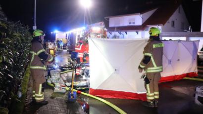Bild: René Priebe/dpa
Bei einem Brand in St. Leon-Rot sind zwei Menschen ums Leben gekommen.
