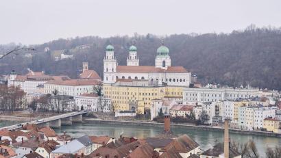 Bild: Tobias C. Köhler/dpa
In Passau ist die Missbrauchsstudie vorgestellt worden. (Symbolbild)