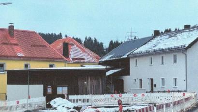 Bild: Gemeinde Neusorg
Das Bild zeigt eine der Investitionen der Gemeinde Neusorg, die Dorferneuerung Riglasreuth.