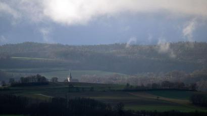 Bild: Pia Bayer/dpa
Schnee sehen die Bayern vorerst keinen.