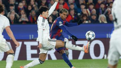 Bild: Joan Monfort/AP/dpa
Eintracht Frankfurt hat sich für einen großen Kampf in Barcelona nicht belohnt.