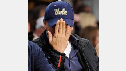 Bild: picture alliance / dpa
DiCaprio versucht häufig, sich vor Fotografen zu verstecken. (Archivbild)