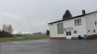 Bild: pi
Sollte Waidhaus in den Genuss von Fördergeldern kommen, könnte das TSV-Sportgelände auf Vordermann gebracht werden.