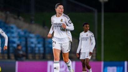 Bild: Alberto Gardin/ZUMA Press Wire/dpa
Maria Méndez erzielt gegen die Wolfsburgerinnen das 1:0.