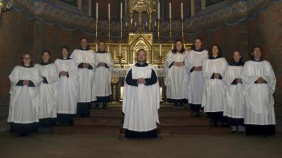Bild: Schottenchor Regensburg
Der Schottenchor aus Regensburg gastiert am Sonntag, 14. Dezember, für eine "Advent Procession" in der Kirchenlaibacher Pfarrkirche.