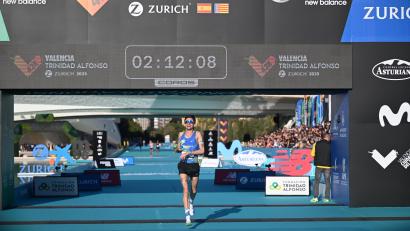 Bild: Danila Kurnikov
Erik Hille aus Nabburg lief im spanischen Valencia eine neue persönliche Marathon-Bestzeit.