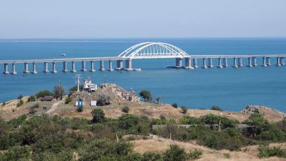 Bild: Ulf Mauder/dpa
Der Archäologe soll in der Stadt Kertsch, von der auch die von Moskau erbaute Brücke zum russischen Festland führt, illegale Ausgrabungen vorgenommen haben. (Archivbild)