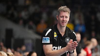 Bild: Marijan Murat/dpa
Die Mutter von Handball-Bundestrainer Markus Gaugisch steht plötzlich im Rampenlicht.