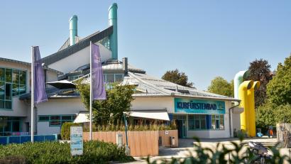 Bild: Stephan Huber
Ein 38-jähriger Mann soll im Kurfürstenbad in Amberg ein siebenjähriges Kind sexuell missbraucht haben.