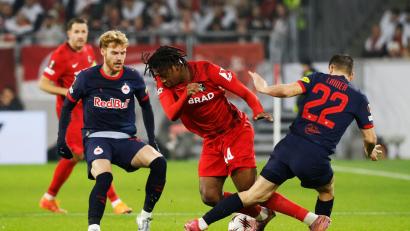 Bild: Philipp von Ditfurth/dpa
Freiburger Aktivposten: Mittelfeld-Juwel Johan Manzambi (M.).