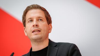 Bild: Kay Nietfeld/dpa
Der frühere SPD-Generalsekretär Kevin Kühnert bekommt einen neuen Job. (Archivfoto)