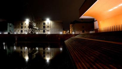 Bild: Karl-Josef Hildenbrand/dpa
Das Museum im Kulturspeicher in Würzburg darf ein einst von den Nazis beschlagnahmtes Gemälde behalten. (Archivbild)