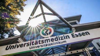 Bild: Christoph Reichwein/dpa
Bei den Ermittlungen gegen einen ehemaligen Krankenpfleger der Uni-Klinik Essen wurden mutmaßliche Opfer identifiziert. (Symbolfoto)