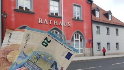 Archivbild: kaz
Die Schuldenlast in bayerischen Kommunen steigt immer weiter.