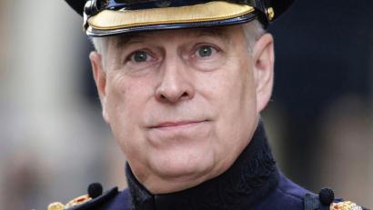 Bild: Olivier Matthys/AP/dpa
Der frühere Prinz, Andrew Mountbatten-Windsor, muss wegen des Epstein-Missbrauchsskandals in Großbritannien nicht mit strafrechtlicher Verfolgung rechnen. (Archivfoto)