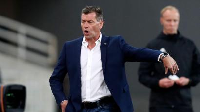 Bild: Thanassis Stavrakis/AP/dpa
Trainer in Japan: Der frühere Bundesliga-Coach Michael Skibbe. (Archivbild)