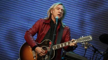 Bild: picture alliance / dpa
Mit der Band The Eagles steht Joe Walsh auch im kommenden Jahr wieder auf der Bühne. (Archivbild)