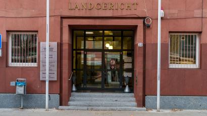 Bild: Andreas Arnold/dpa
Der nicht öffentliche Prozess hat laut Gerichtssprecher planmäßig begonnen. (Archivbild)