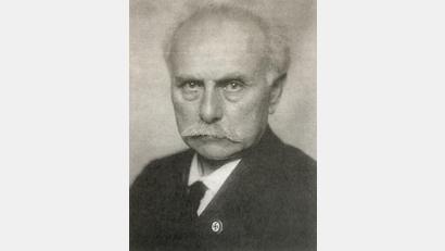 Bild: Ullstein Bild
Johannes Stark mit Parteiabzeichen, um 1940. Abbildung aus dem Sonderdruck des Historischen Vereins für Oberpfalz und Regensburg, Band 165.