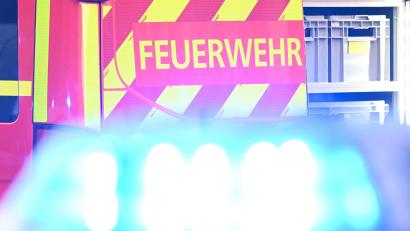 Bild: Bernd Weißbrod/dpa
Noch vor Eintreffen der Feuerwehr konnte der Landwirt den Brand selbst löschen. (Symbolbild)