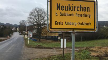 Archivbild: Stephan Huber
Die Verwaltungsgemeinschaft Neukirchen verbucht heuer ein Personalrekordjahr. Mit 13 neuen Mitarbeitern und einer Umstrukturierung der Aufgaben stellt sich die VG den Herausforderungen der Zukunft.