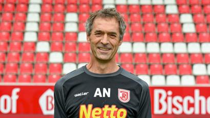 Bild: Armin Weigel/dpa
Der Teamarzt des Fußball-Drittligisten bekommt einen FIFA-Preis.