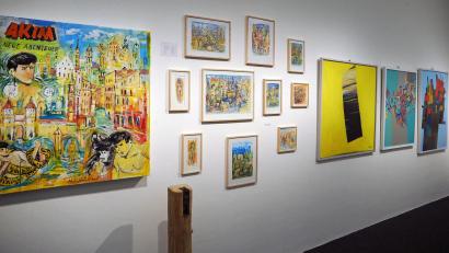 Bild: Georg Birner/Stadtgalerie ALTE FEUERWACHE
Blick in die aktuelle Ausstellung der Gruppe Amberger Künstler mit Arbeiten von Achim Hüttner und Helmut Rösel.