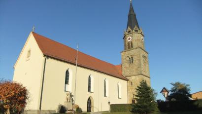 Archivbild: gm
Das ist die Pittersberger Nikolauskirche. Für das Gotteshaus steht eine umfangreich Renovierung an.