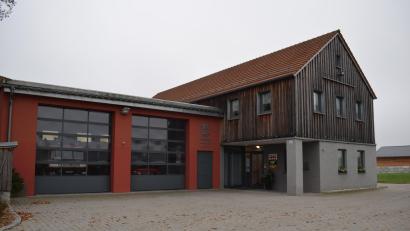 Bild: bnr
Im Rathaus der Gemeinde Guteneck fand die letzte Gemeinschaftsversammlung der Verwaltungsgemeinschaft Nabburg im Jahr 2025 statt. Der Verwaltungsrat legte den Etat für das Jahr 2026 fest.