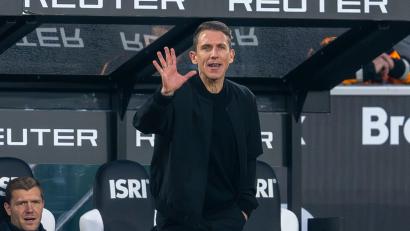 Bild: David Inderlied/dpa
Daniel Bauer geht auch in das Freiburg-Spiel als Interimstrainer. (Archivfoto)