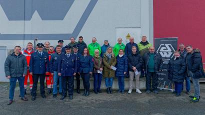 Bild: Drahtwerk Waidhaus GmbH
Die Drahtwerk Waidhaus GmbH unterstützt mit einer Spende von 7.250 Euro lokale Vereine und Institutionen, wie die Feuerwehr, den Theaterverein oder den Kindergarten.