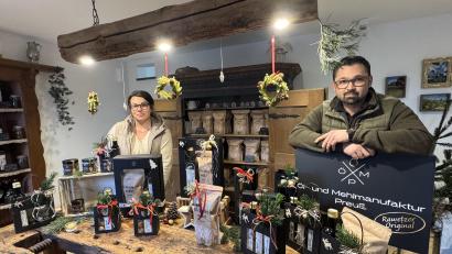 Bild: Matthias Bäumler
Katrin und Mark Preuß aus Marktredwitz setzen auf Direktvermarktung im Hofladen.