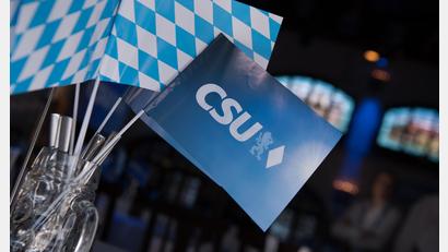 Symbolbild: Sven Hoppe/dpa
Schon bevor der Kommunalwahlkampf in die heiße Phase geht: Es gibt Unruhe rund um die Oberviechtacher CSU.