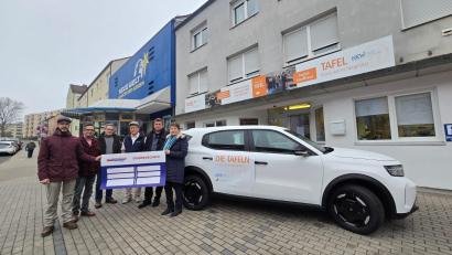 Bild: Fritz und Fanny Gollwitzer Stiftung
Spendenscheckübergabe an die Weidener Tafel e.V.