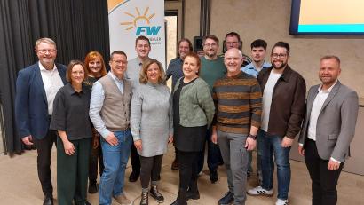 Bild: mfh
Die Königsteiner Marktratskandidaten der Freien Wählergemeinschaft sind voller Tatendrang, Landratskandidat Stefan Kroher (2.v.r.) und MdL Bernhard Heinisch (r.) unterstützen sie dabei.