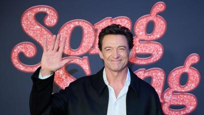 Bild: Annette Riedl/dpa
Hugh Jackman ist ab und an auch in Musicalfilmen zu sehen. (Archivbild)