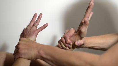 Symbolbild: Petra Hartl
In einem Discounter in Parsberg wurde eine Kassiererin von einer unbekannten Frau angegriffen. Die Polizei sucht Zeugen.