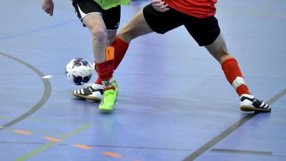 Symbolbild: Hubert Ziegler
Das erste Vorrundenturnier der Futsal-Kreismeisterschaft im Kreis Cham/Schwandorf stand in Teublitz auf dem Programm.