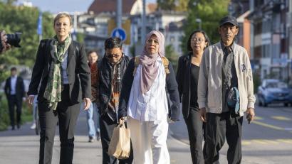Bild: Urs Flueeler/KEYSTONE/dpa
Zwei der Kläger sprachen im September persönlich vor dem Schweizer Gericht. (Archivbild)