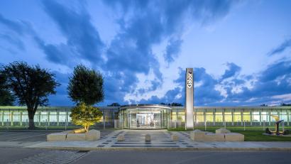 Bild: Stefan Schilling/Gabor/dpa
Der in Rosenheim ansässige Schuhhersteller ist vor allem für seine Damenschuhe bekannt.