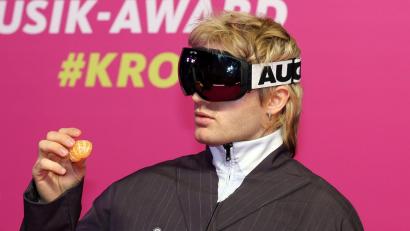 Archivbild: Friso Gentsch/dpa
Rapper Ski Aggu kündigt eine Auszeit an.