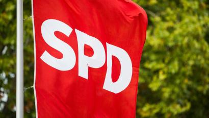 Bild: Silas Stein/dpa
Gegner der Bürgergeld-Verschärfungen haben in der SPD Unterschriften gesammelt. (Archivbild)