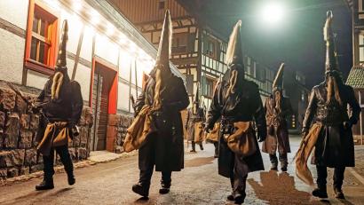 Bild: Uli Deck/dpa
Reichental in Gernsbach: Belzemärtel halten alte Tradition lebendig