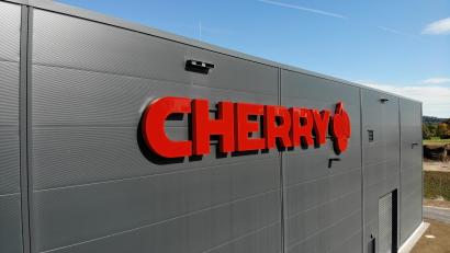 Archivbild: agentur_dpa
Rogier Volmer wird Interims-CEO der Cherry SE, während der Konzern seine Krise bewältigt. Wie es für den Standort Auerbach weitergeht, bleibt bislang unklar.