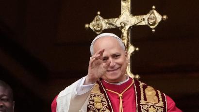 Bild: Gregorio Borgia/AP/dpa
Papst spendet Weihnachtssegen „Urbi et Orbi“
